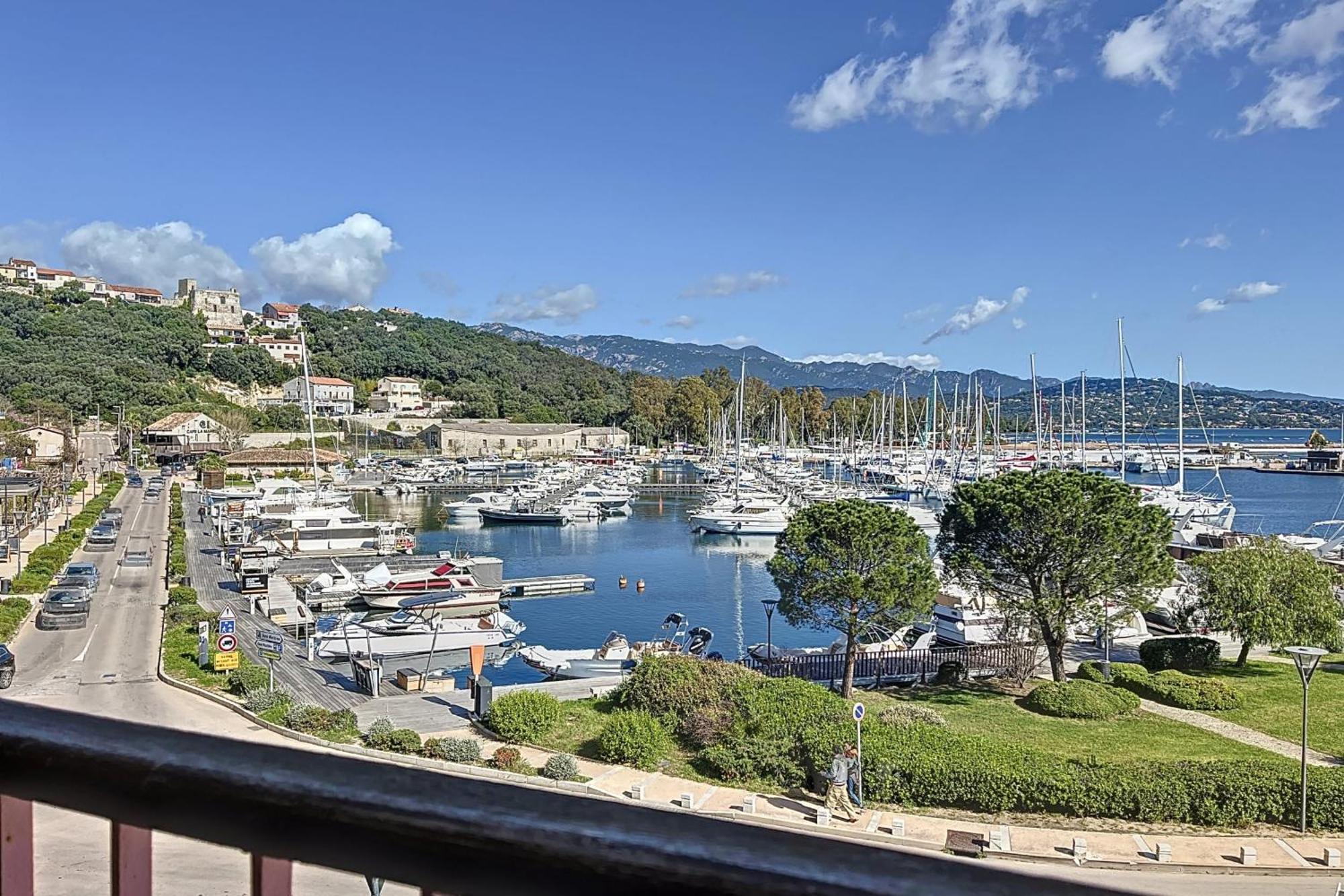 Апартаменты Pretty Cocoon With Harbour View Порто-Веккьо Экстерьер фото